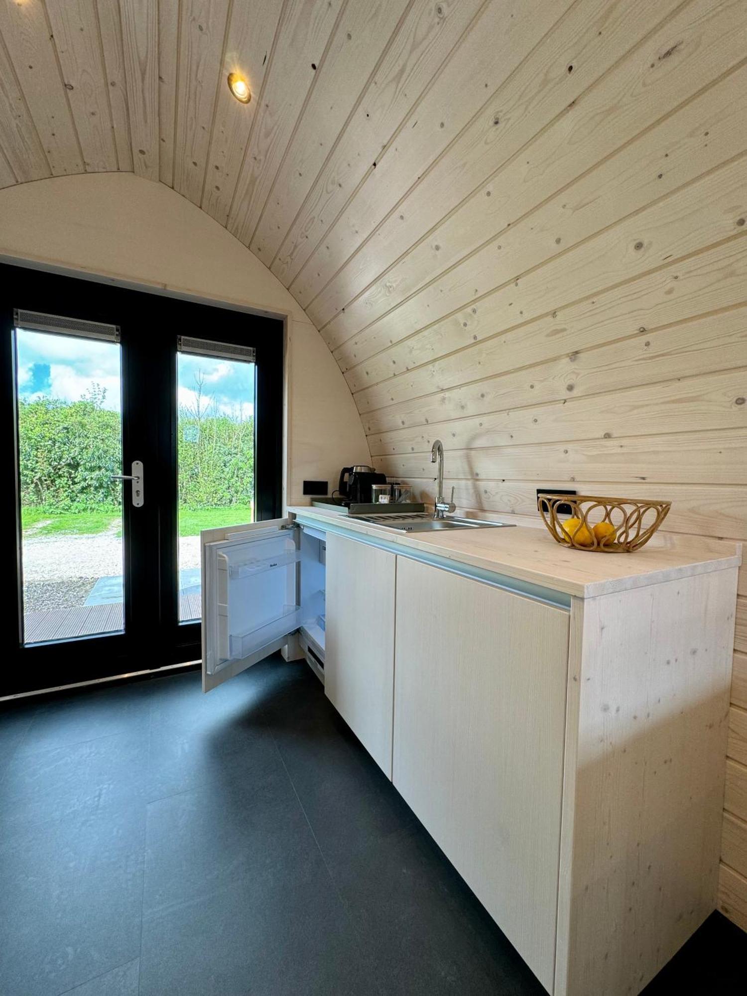 Camping Zee Van Tijd Holwerd Kültér fotó